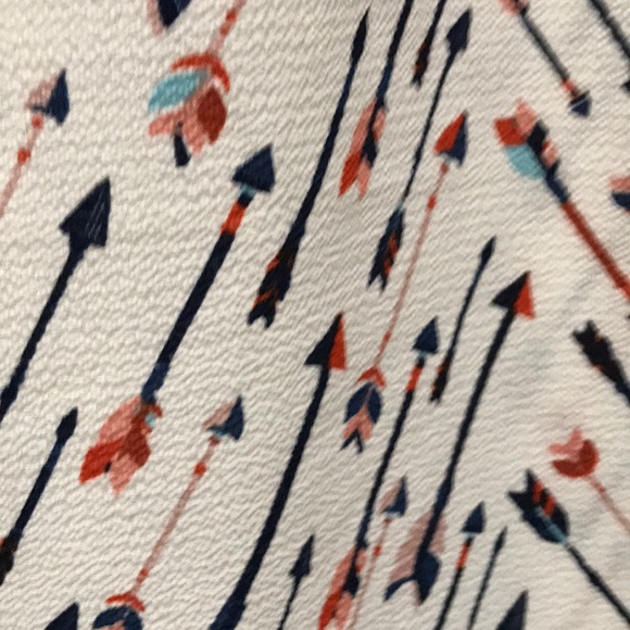 Cute Justify Jumpsuit! L. Arrows motif! Bust 38” - Picture 4 of 7